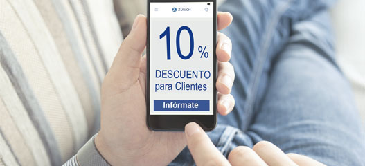 Móvil mostrando el descuesto para clientes de Zurich
