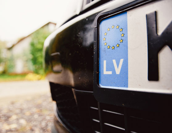 Matrícula de un coche extranjero para España pero dentro de europea